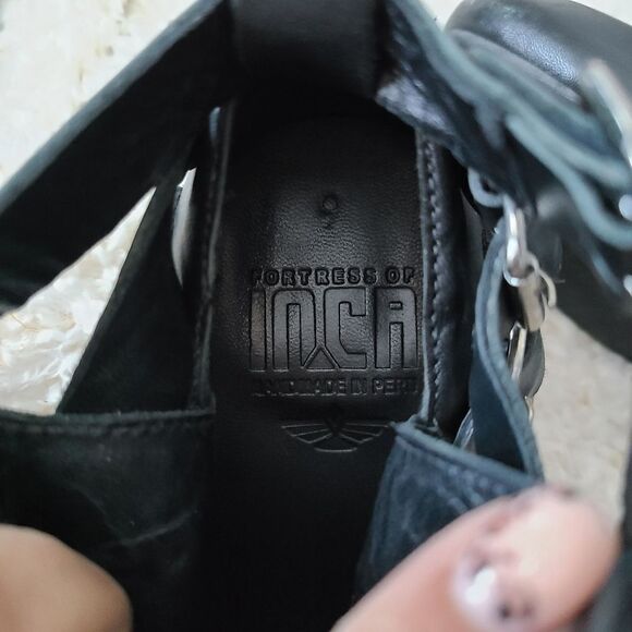Fortress of‎ Inca Black Leather Triple Buckle Moto Ankle Boots sz 9 - Picture 4 of 6